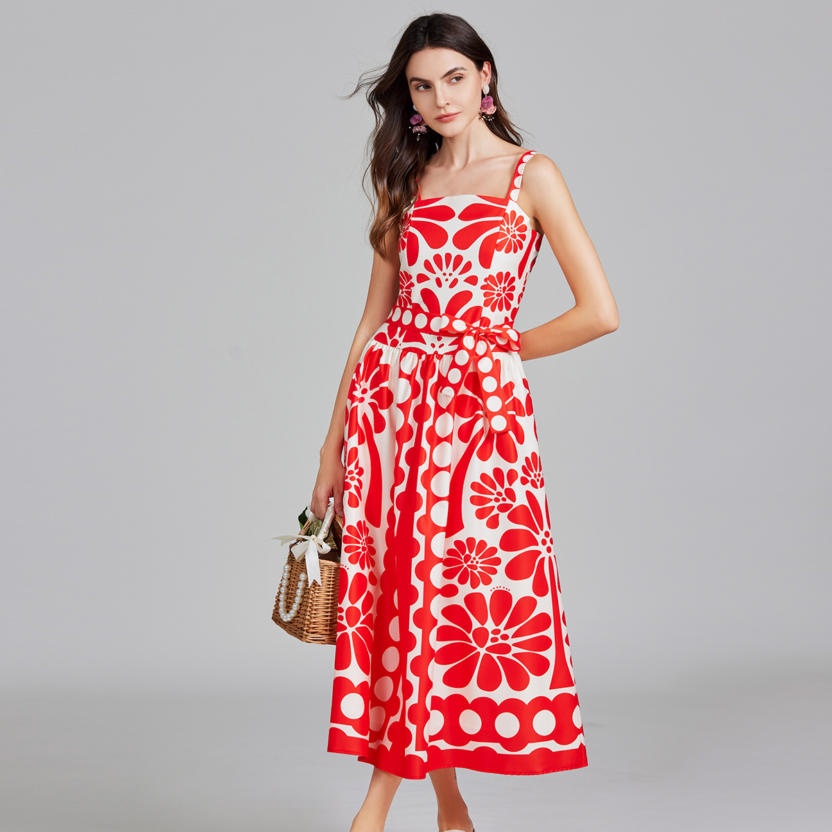 Real shot of European and American high waisted classic polka dot printed suspender long dress with elastic rubber band at the back Real shot of European and American high waisted classic polka dot printed suspender long dress with elastic rubber band at the back