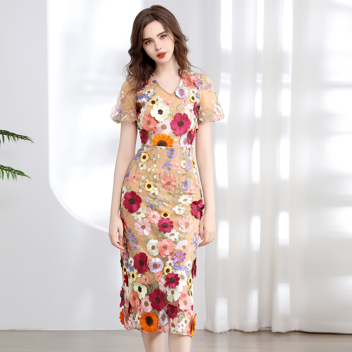 Real shot 774 # Heavy Industry Embroidery 3D Stickers Summer Elegant Bubble Sleeve Dress V-neck Split Dress Real shot 774 # Heavy Industry Embroidery 3D Stickers Summer Elegant Bubble Sleeve Dress V-neck Split Dress