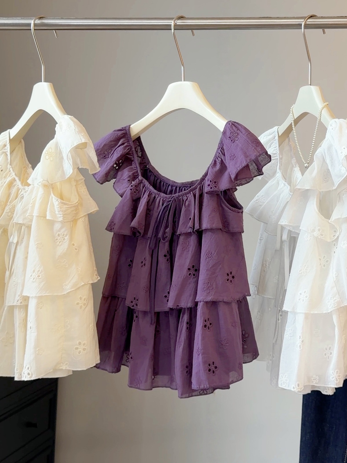 Korean version sweet ruffle edge small fly sleeve shirt for women's summer new style, layered and age reducing versatile sleeveless doll shirt Korean version sweet ruffle edge small fly sleeve shirt for women's summer new style, layered and age reducing versatile sleeveless doll shirt