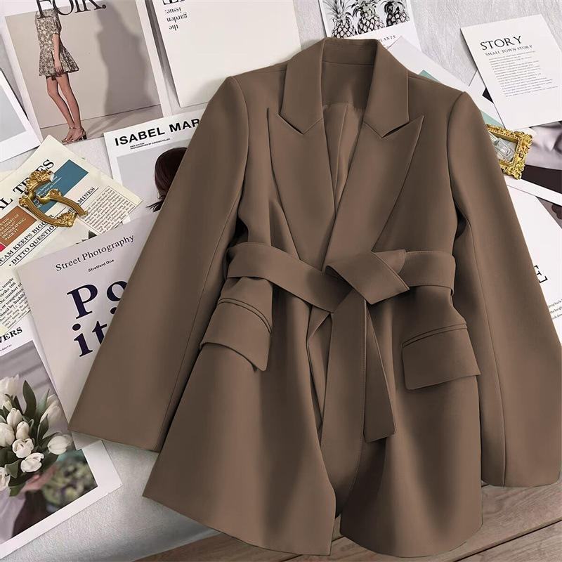 Coffee colored lace up suit jacket for women in the autumn of 2026, with a stylish design and Korean casual trend suit